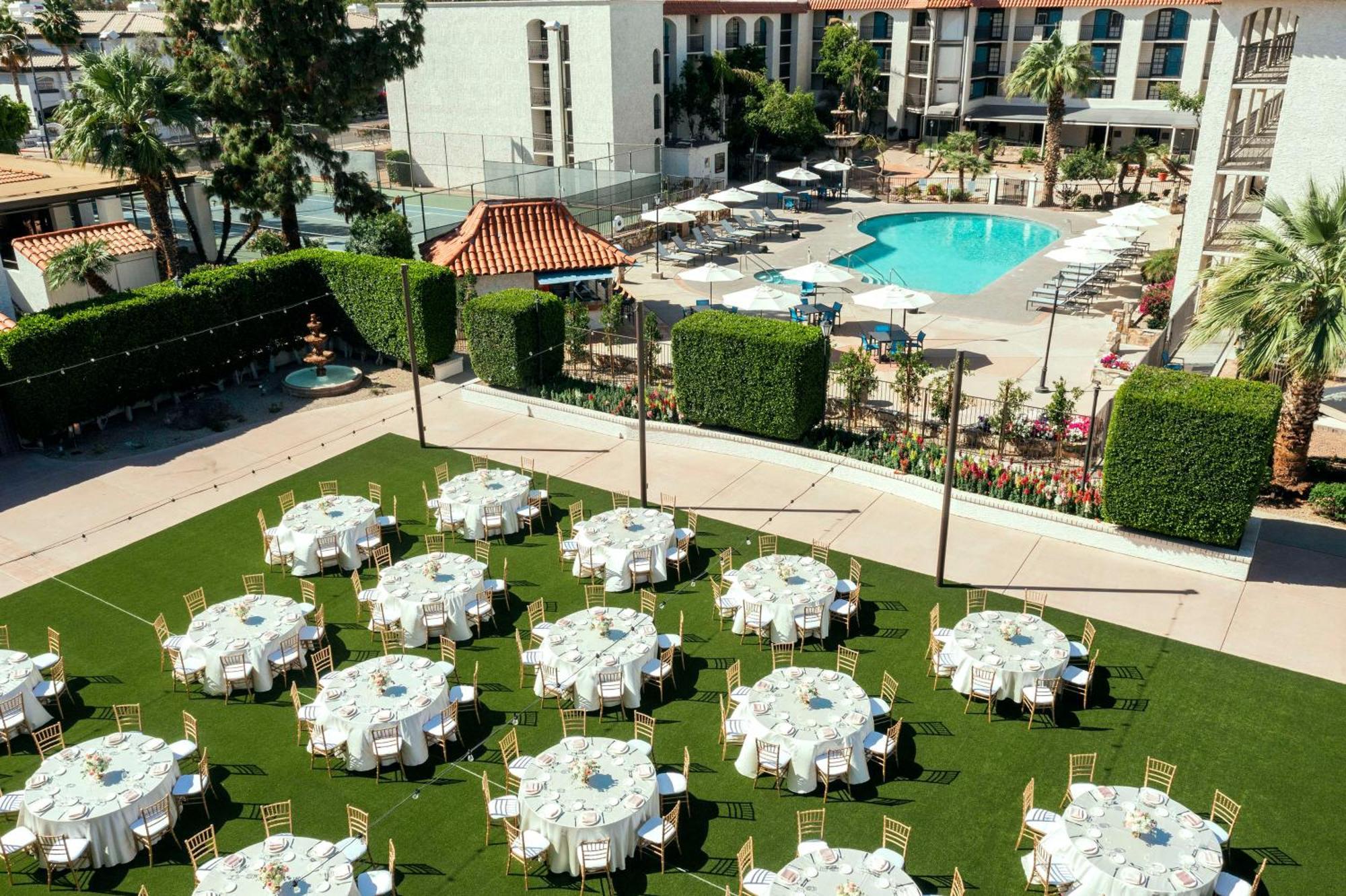 Embassy Suites By Hilton Scottsdale Resort Екстер'єр фото