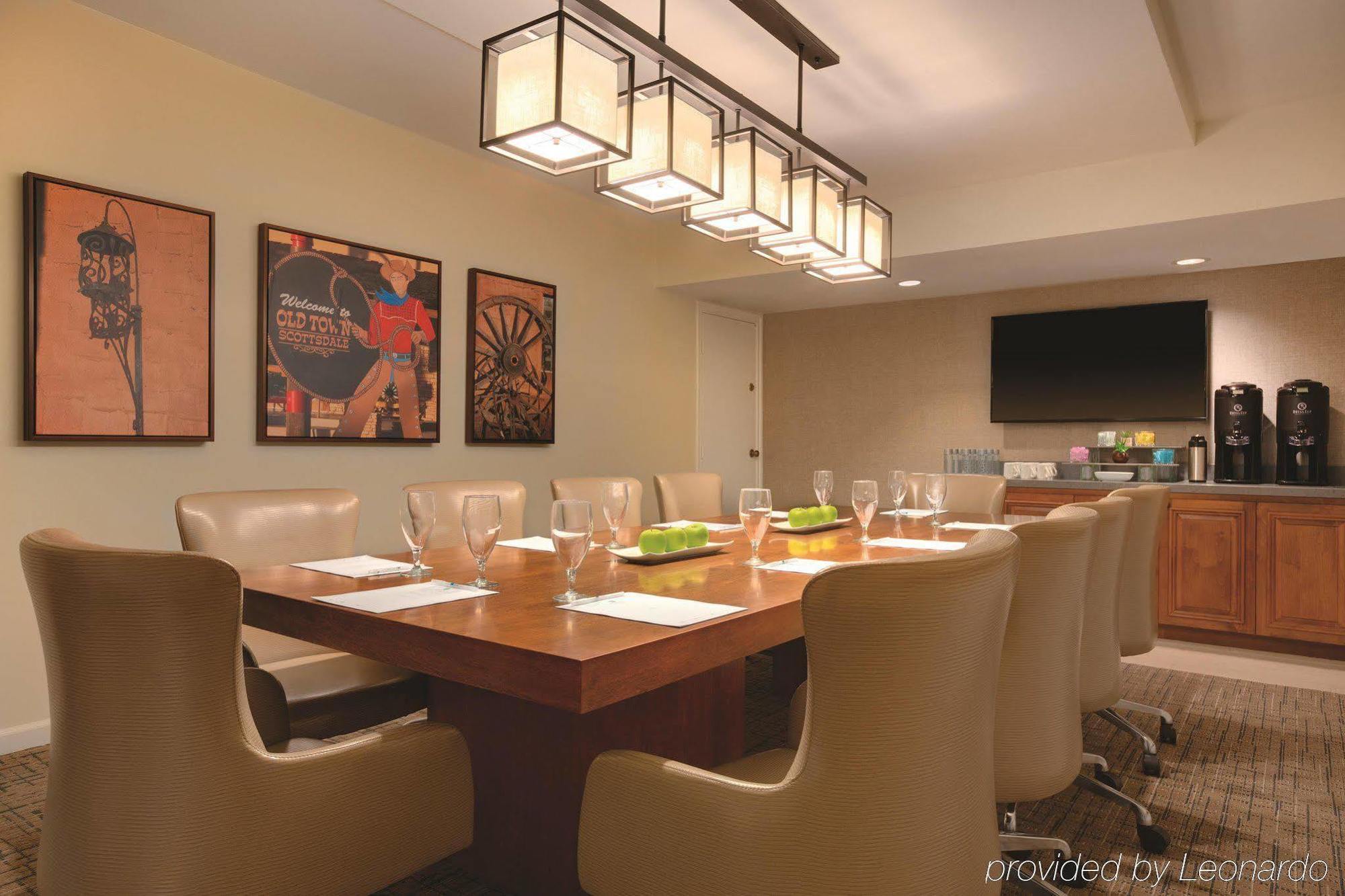 Embassy Suites By Hilton Scottsdale Resort Екстер'єр фото