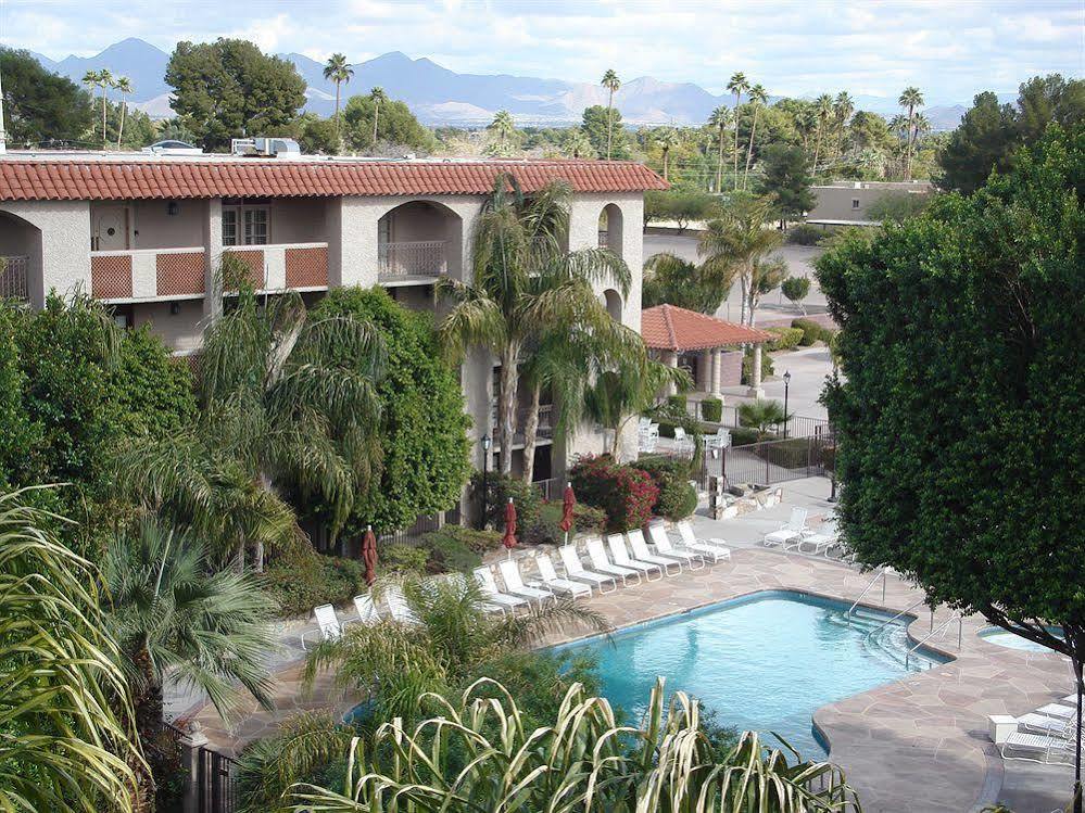 Embassy Suites By Hilton Scottsdale Resort Екстер'єр фото