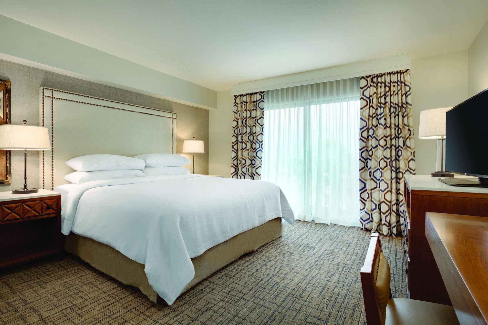 Embassy Suites By Hilton Scottsdale Resort Екстер'єр фото